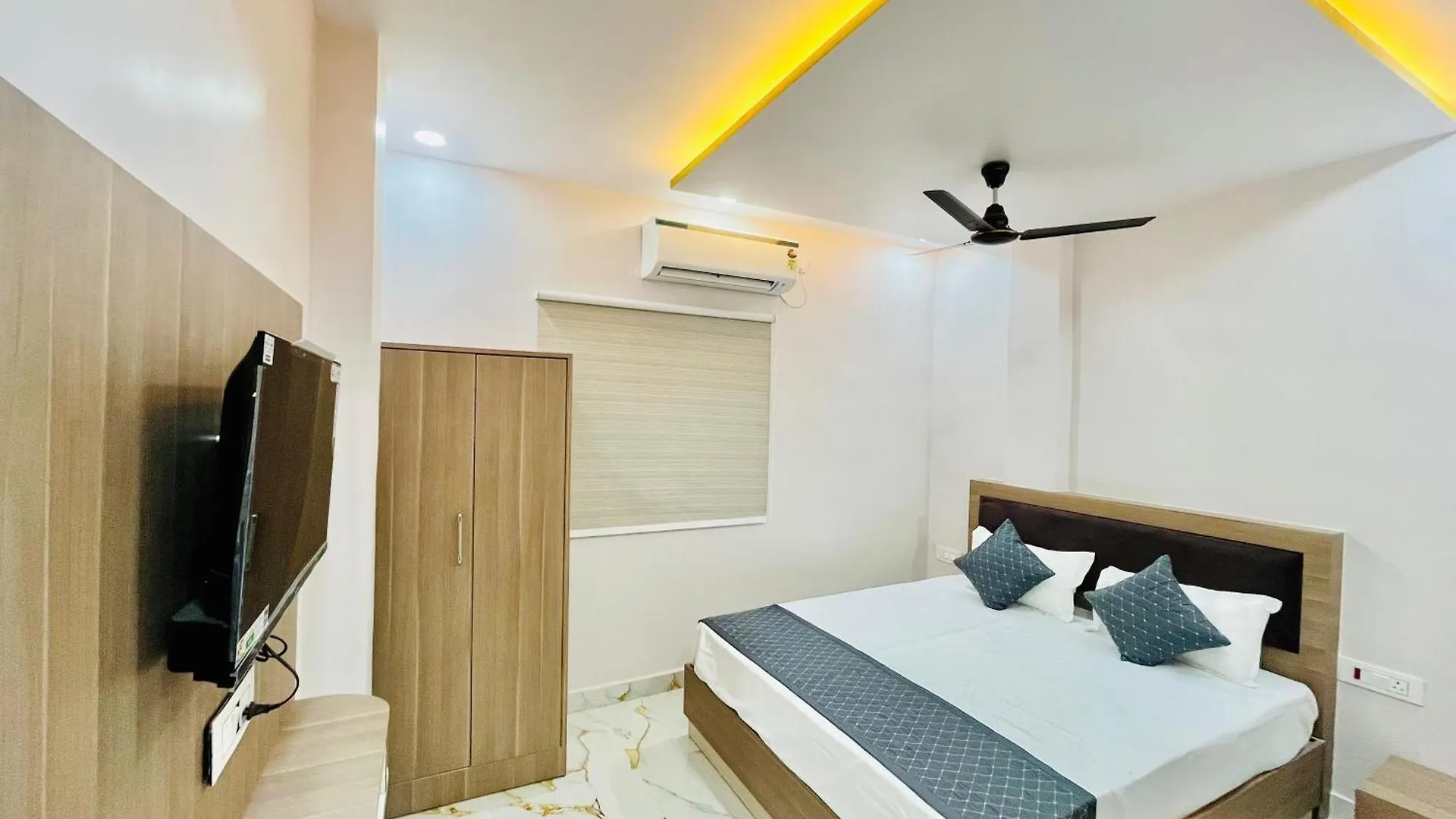 Shree Khatu Shyam Guest House Varanasi