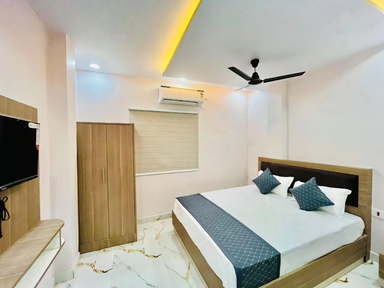Shree Khatu Shyam Guest House Varanasi